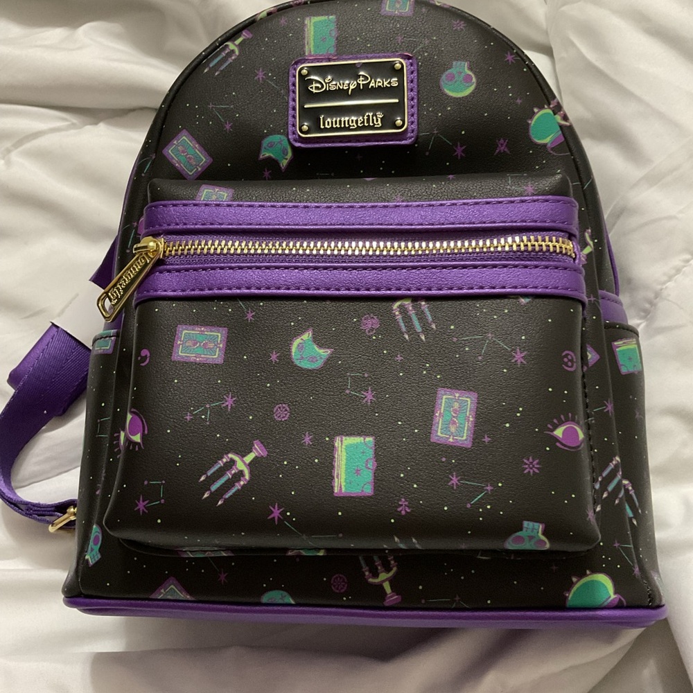 Disney Parks Loungefly Hocus Pocus Mini Backpack NWT